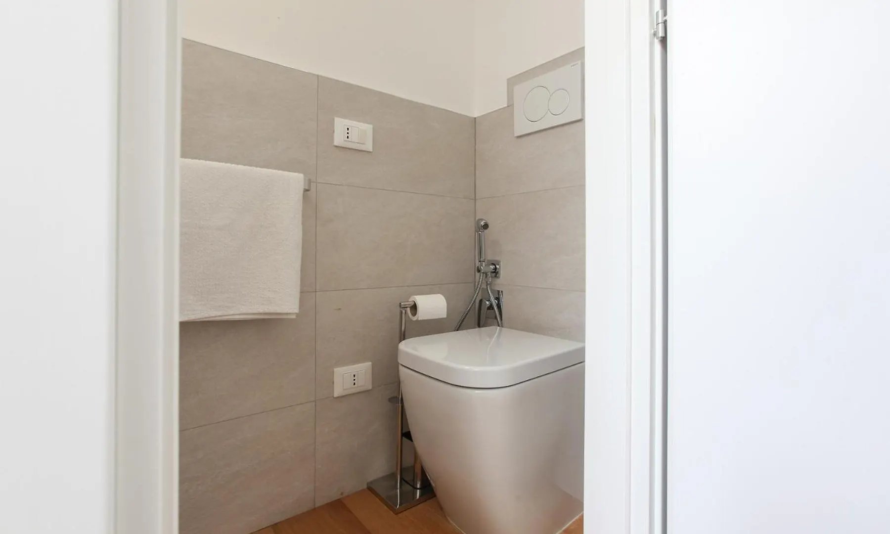 Beautiful Loft Near Navigli Apartment Milan