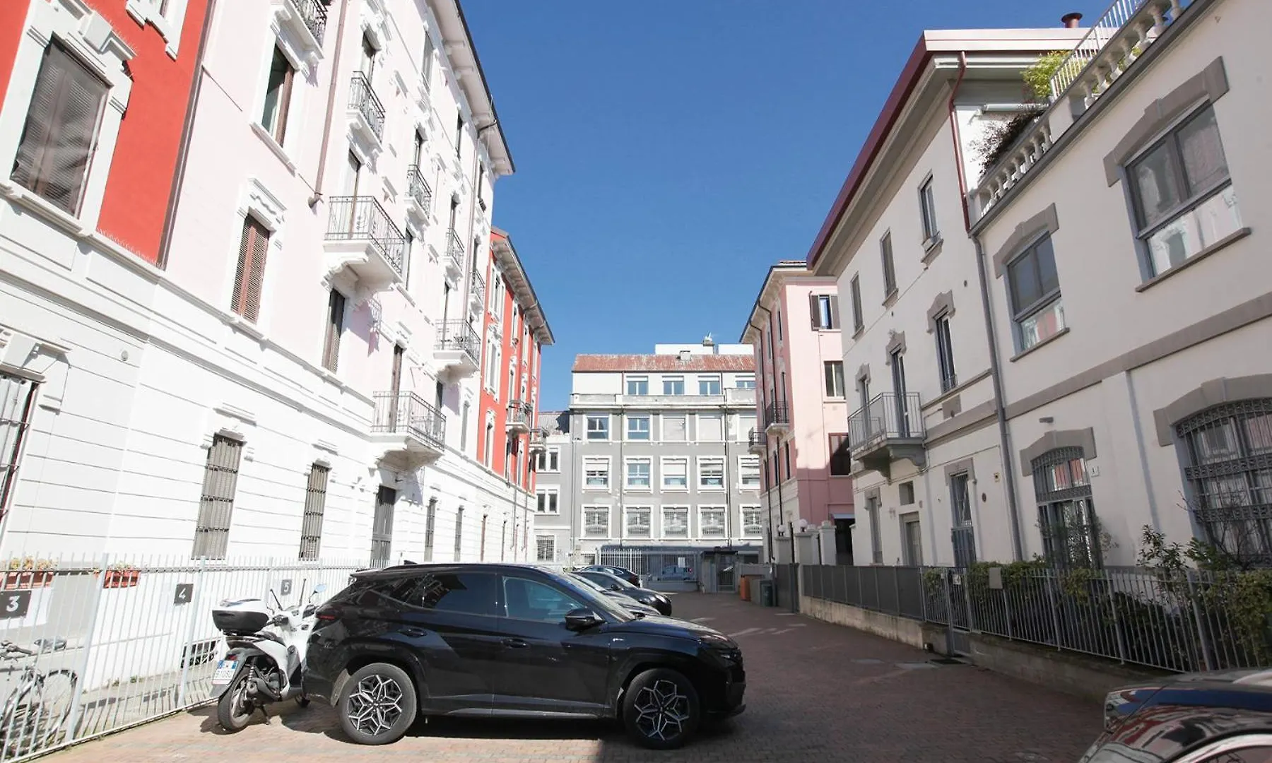 Beautiful Loft Near Navigli Apartment Milan