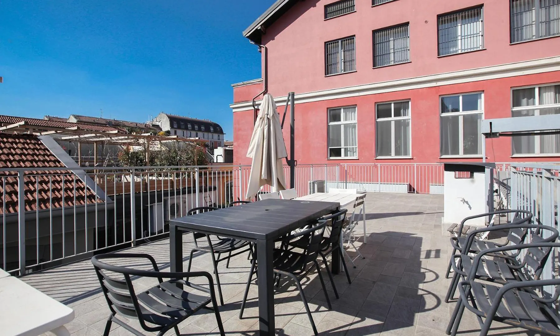 Beautiful Loft Near Navigli Apartment Milan